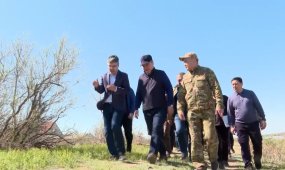 Паводки в Атырауской области:  Бектенов поручил перебросить военнослужащих и технику из других регионов